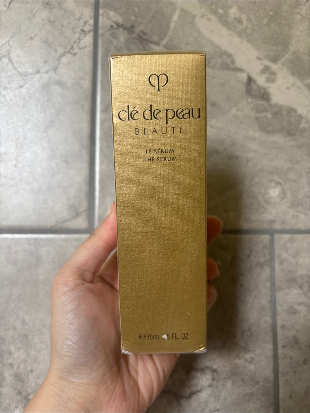cle de peau gold Serum Box